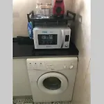 Salou Al Lado De Playa: Bonito Apartamento, Wifi