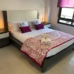 Salou Villa Private Pool & Jacuzzi