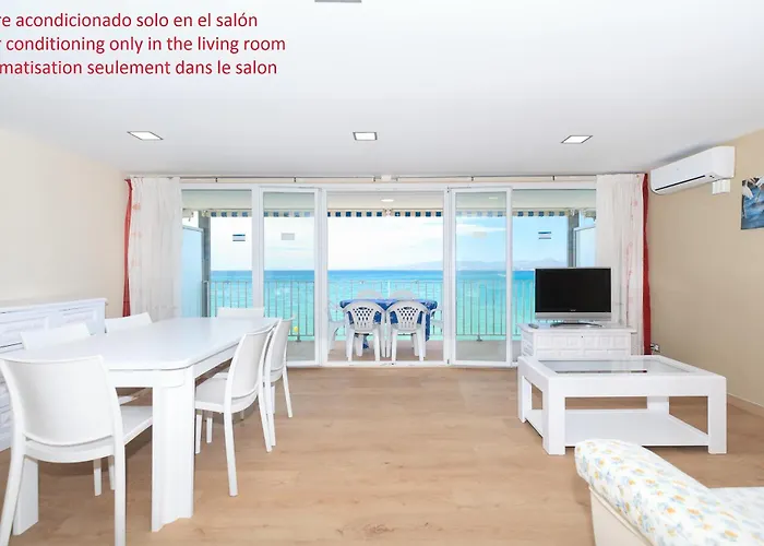 Uhc Acantilados Family Apartments