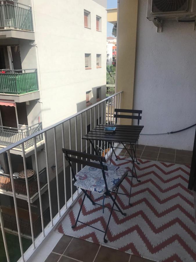 Al Lado De Playa: Bonito Apartamento, Wifi Salou