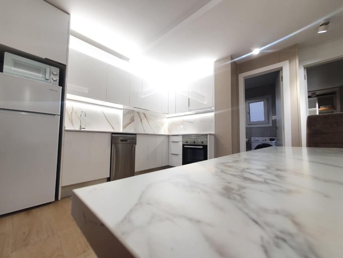 Apartamento ,apartamento Con Piscina Y Wifi *