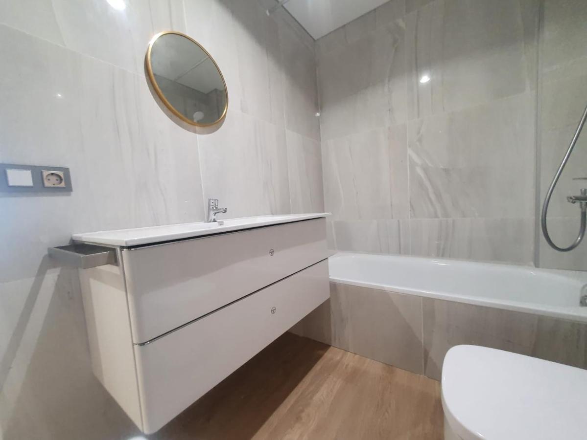 ,apartamento Con Piscina Y Wifi *