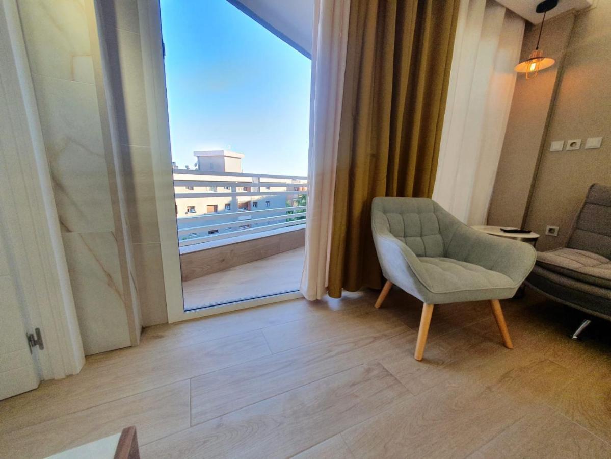 ,apartamento Con Piscina Y Wifi Apartamento *