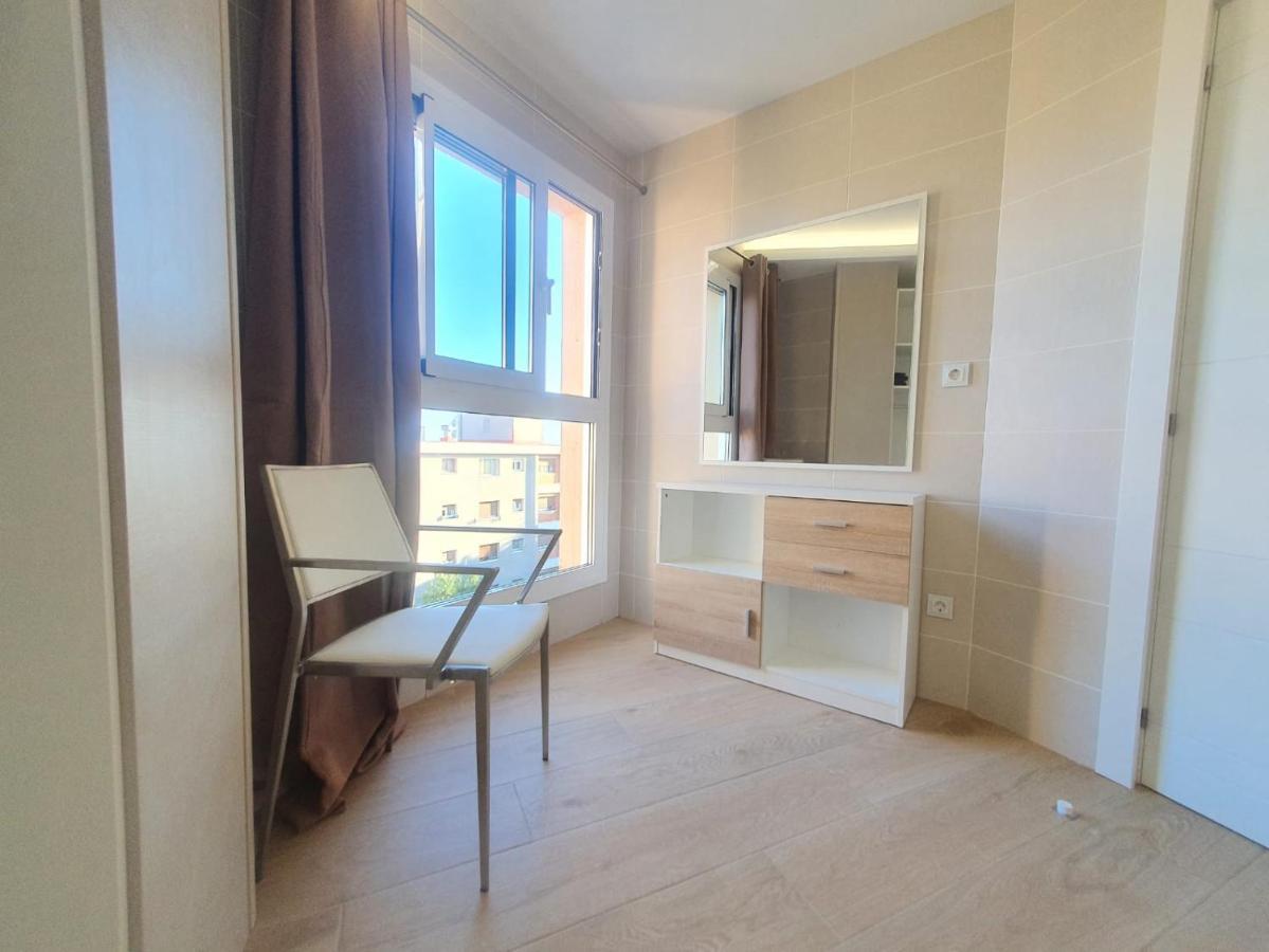 Apartamento ,apartamento Con Piscina Y Wifi *