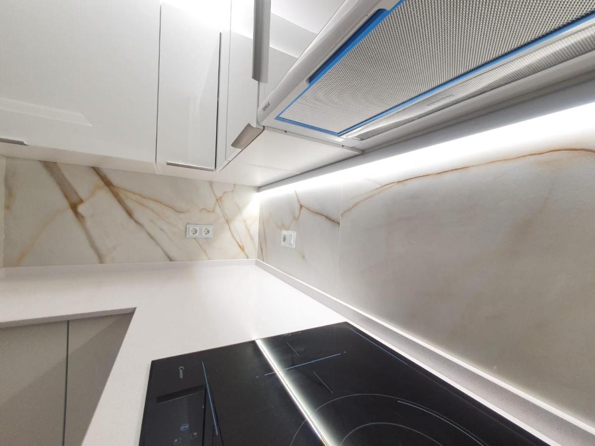 ,apartamento Con Piscina Y Wifi Apartamento *