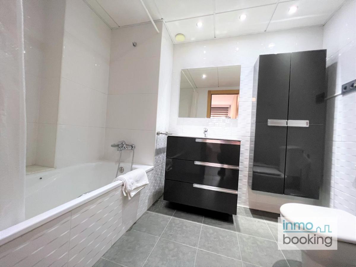 Apartamento Family Confort, Climatizado, Piscina , Parking Y Wifi *