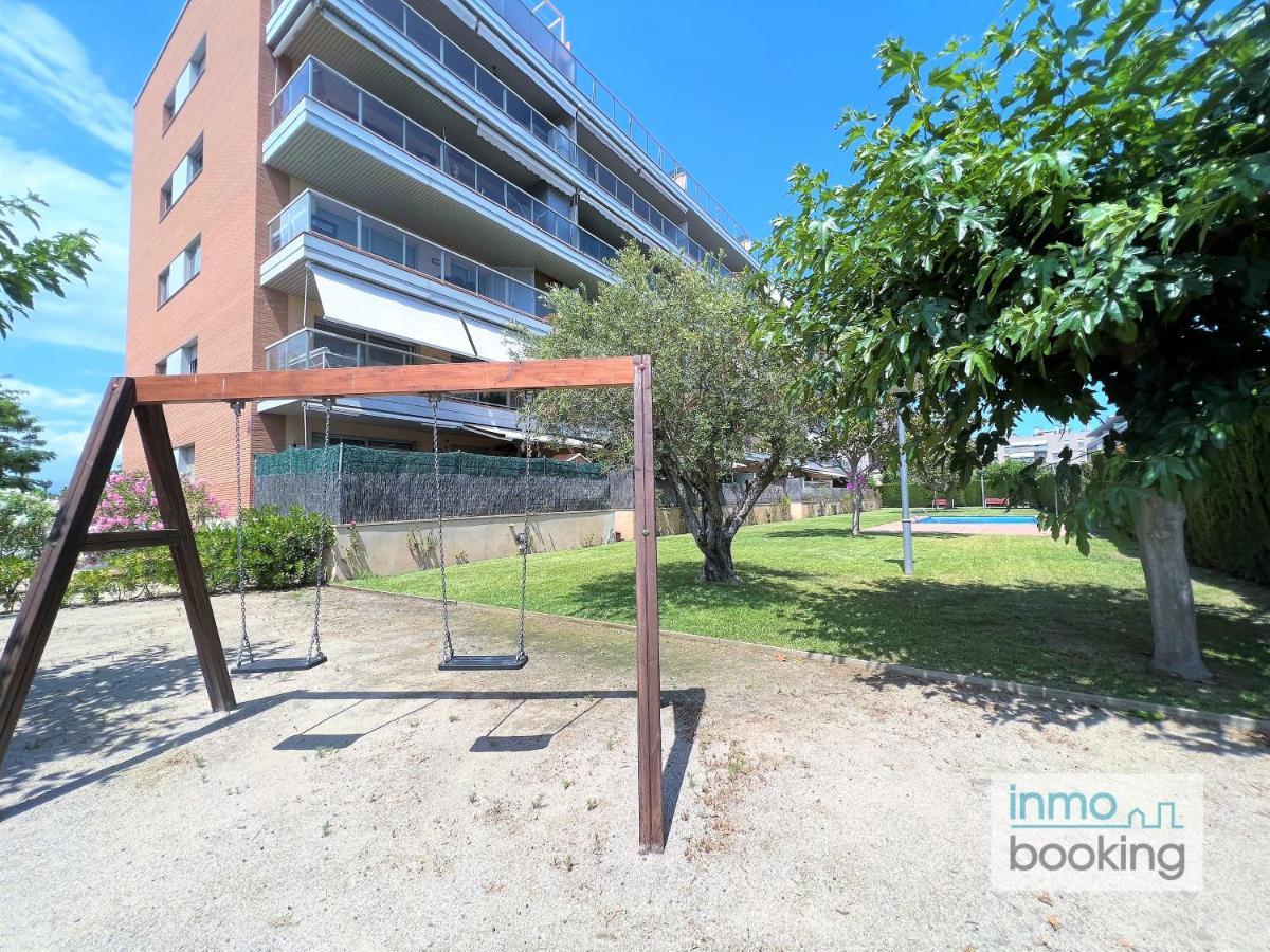 Family Confort, Climatizado, Piscina , Parking Y Wifi Apartamento *