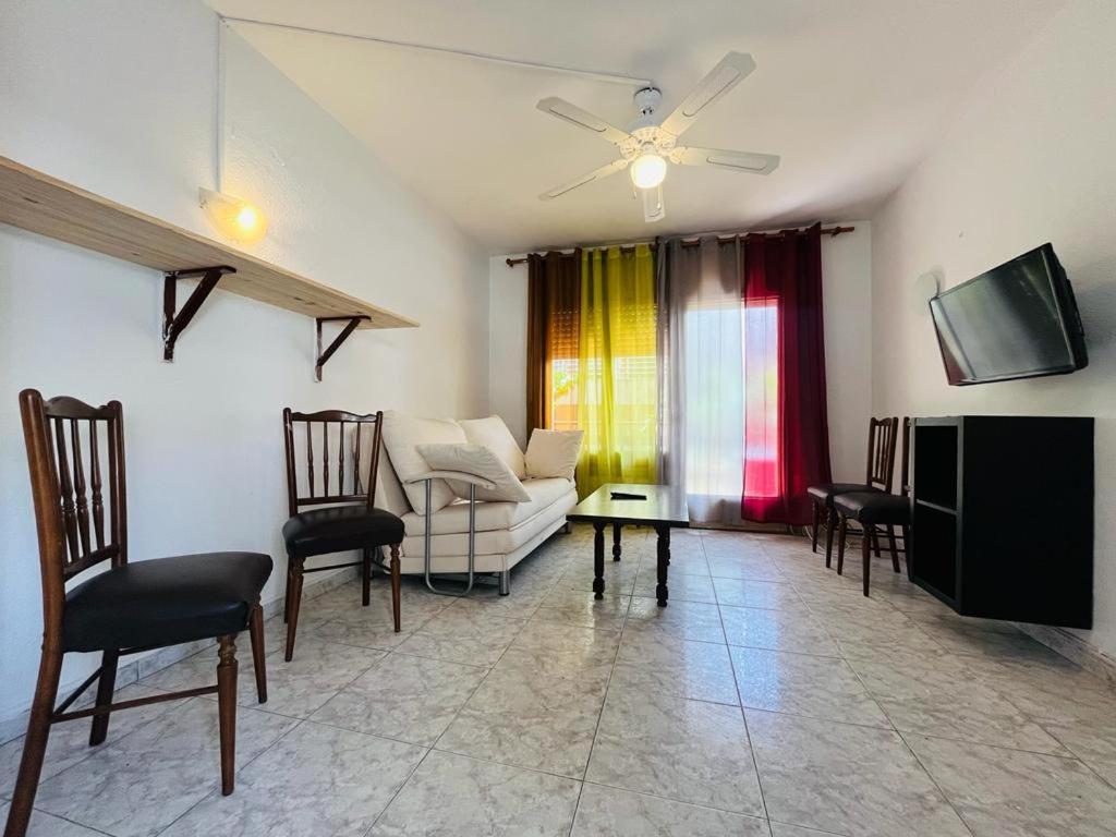 Apartamento Especial Para Grupos De Jovenes,pleno Centro Apartamento Salou