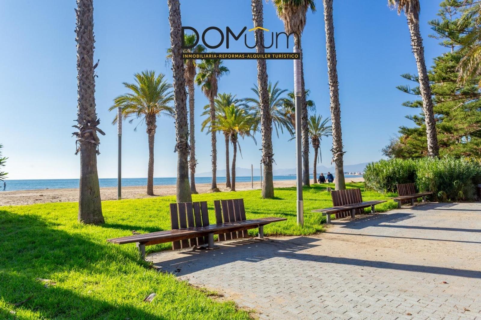 Domuum Holidays - Delfos Appartement *