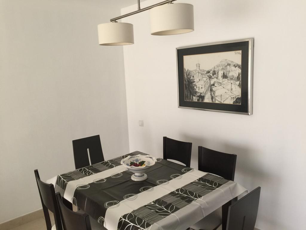 Saval Aqquaria Family Complex Apartment