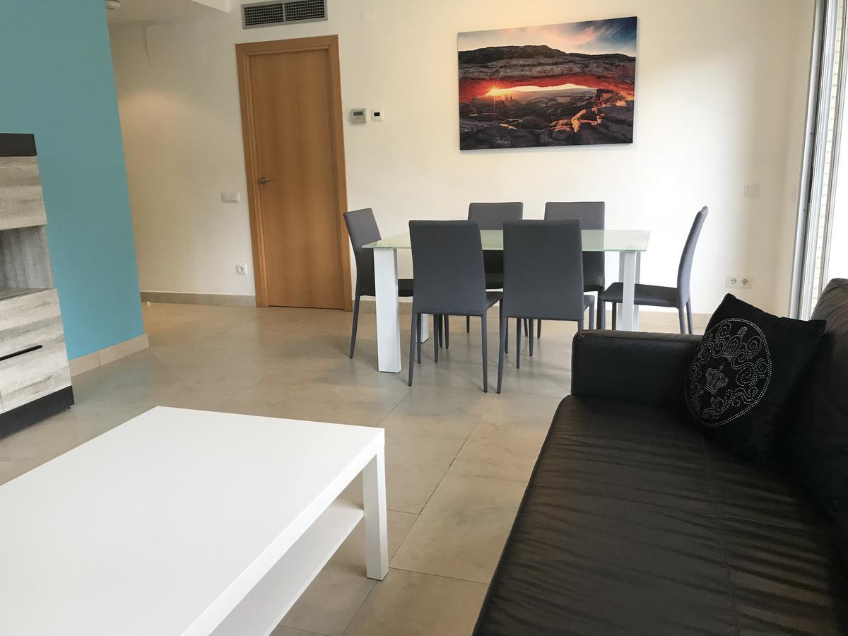 Saval Aqquaria Family Complex Apartment