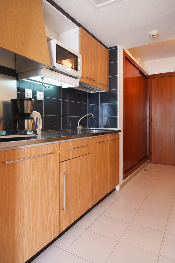 Uhc Pacific Apartment *