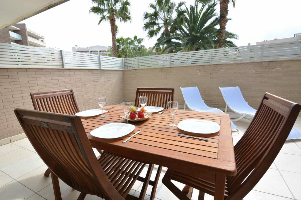 Saval Aqquaria Family Complex Apartment *