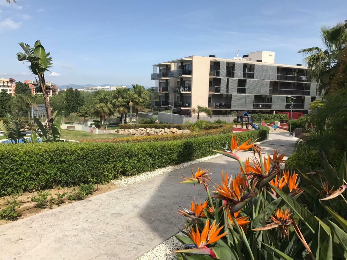 Paradise Village *