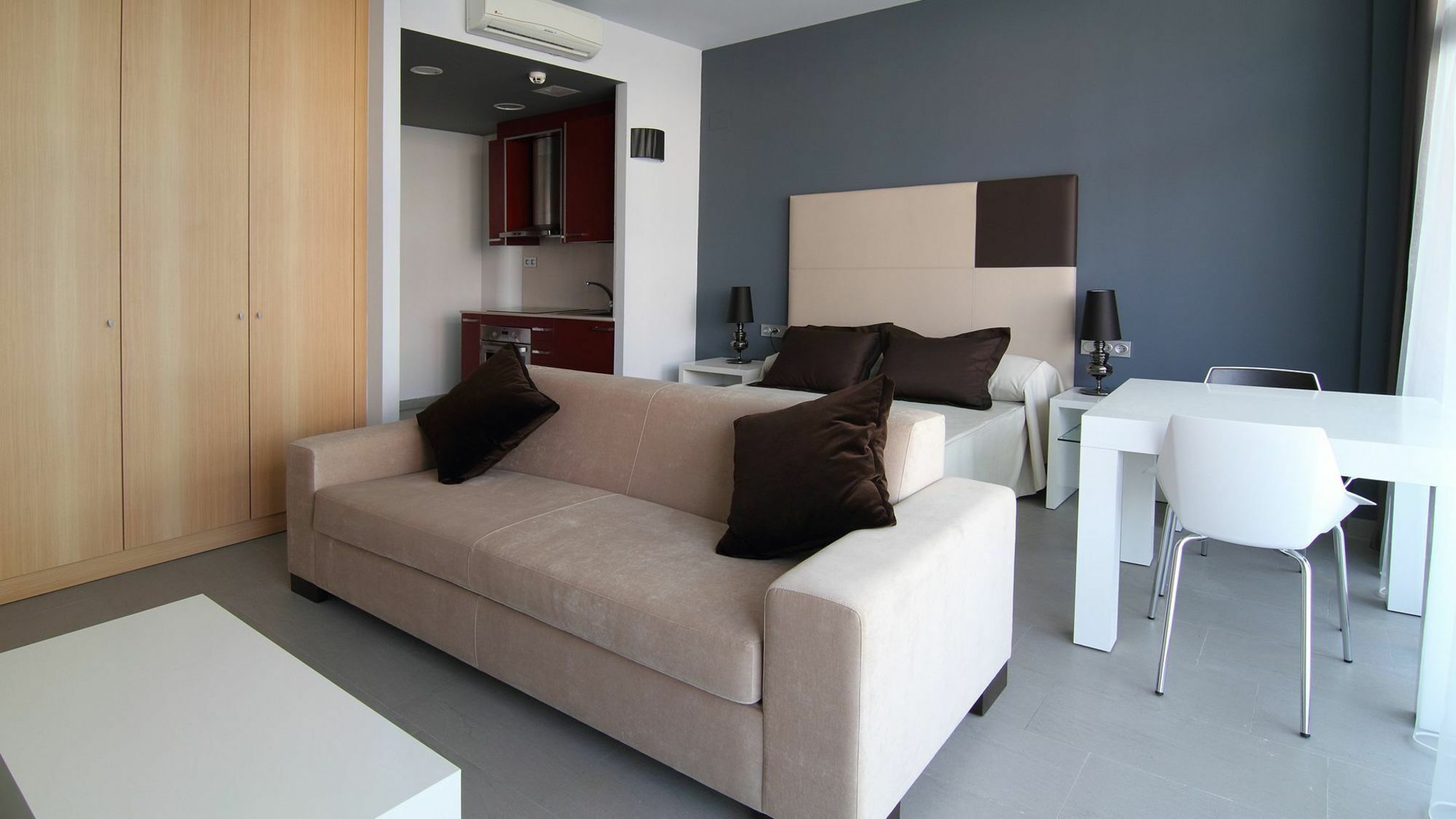 Four Elements Hotel 4*
