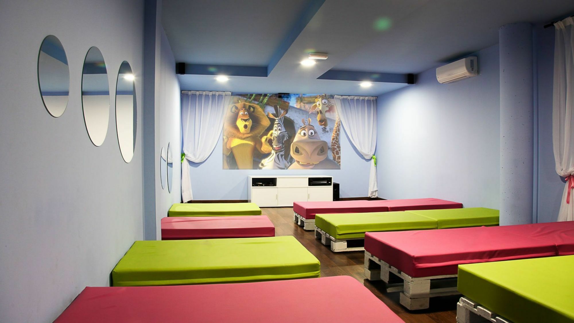 Hotel Four Elements