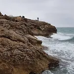 Salou Oromar Familiar