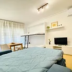 Estudio familiar con piscina en Playa Levante