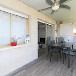 Uhc Arquus Apartments