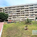 Cat92 Beach Salou, Only Familias