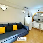 Domuum Holidays - Cordoba Apartments