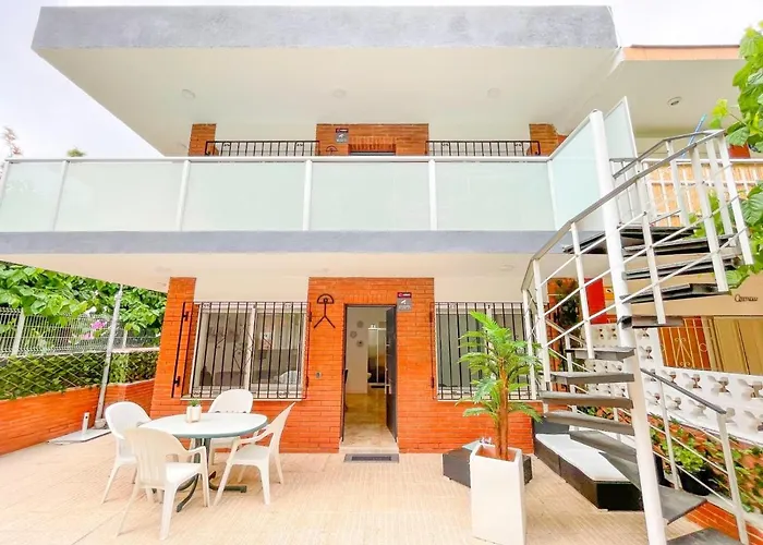Apartamentos Calamari 1 & 2