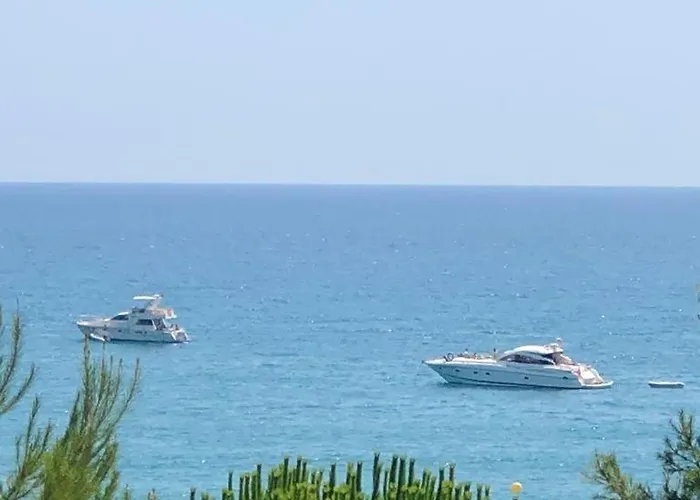 Chalet Cap Salou