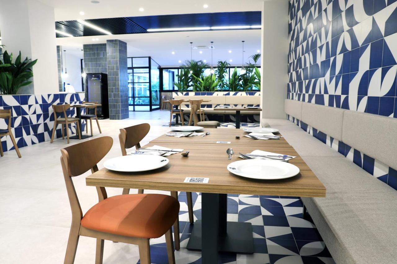 Hotel Eurosalou & 4*