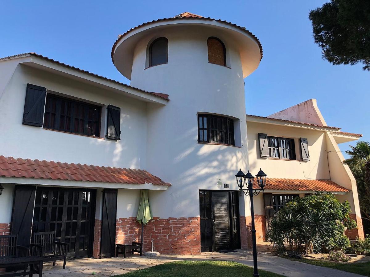 Singular En Salou. Piscina Y Jardin Privados Villa