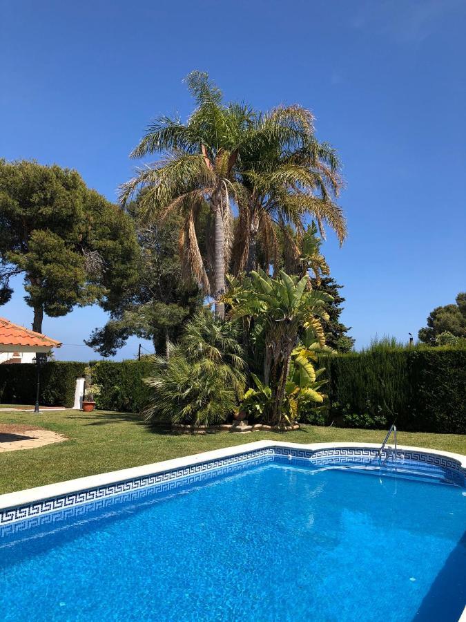 Singular En Salou. Piscina Y Jardin Privados Villa