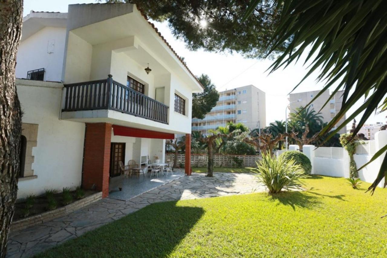 Ciurana 11 Personas En 13175 Only Family Complex Villa
