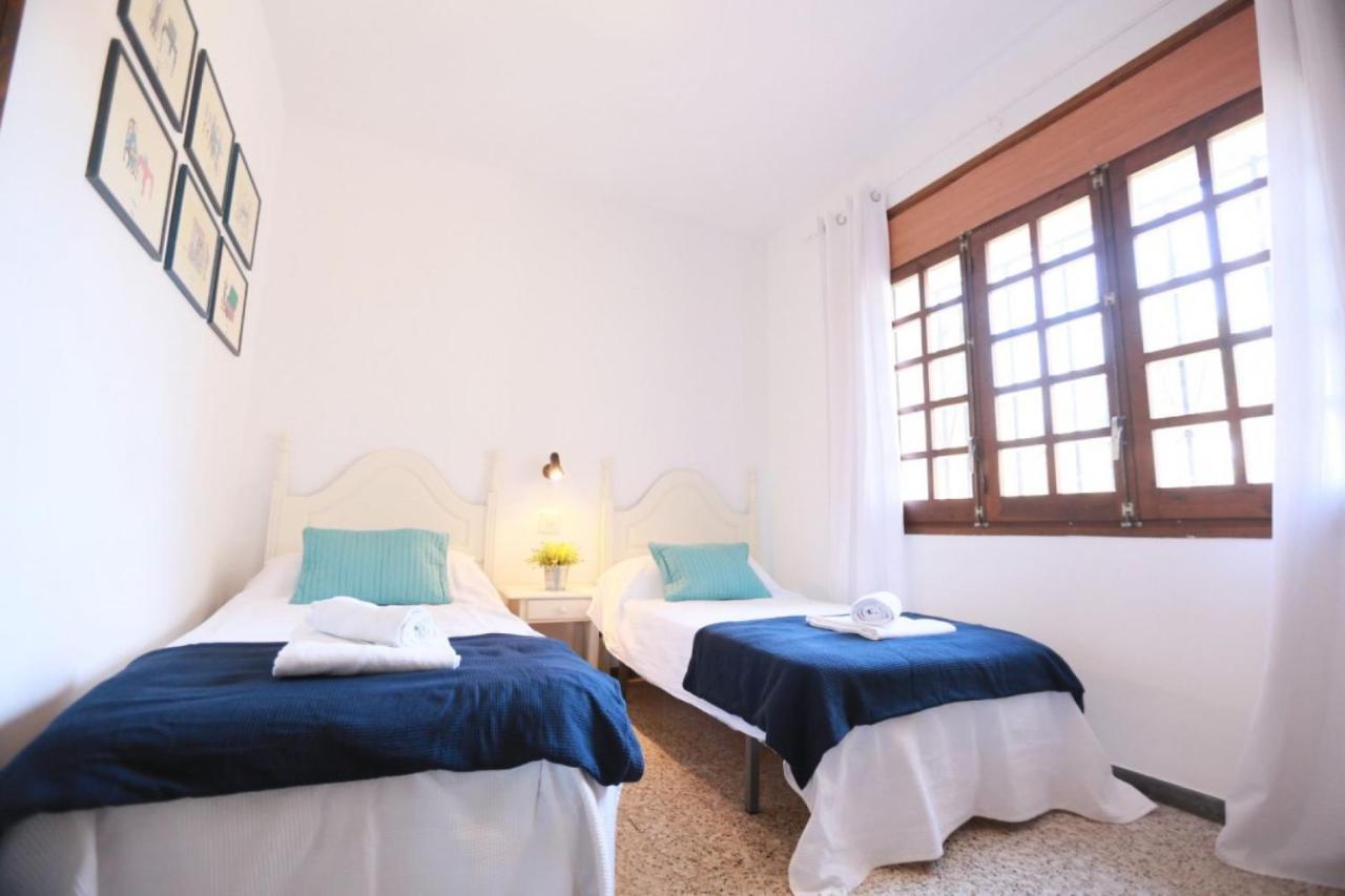 Ciurana 11 Personas En 13175 Only Family Complex Villa *