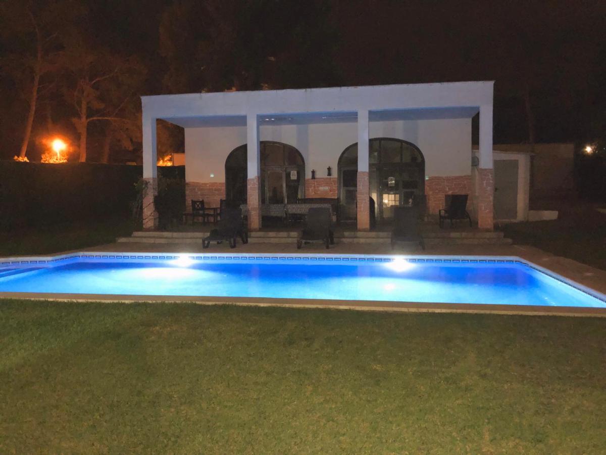 Singular En Salou. Piscina Y Jardin Privados Villa