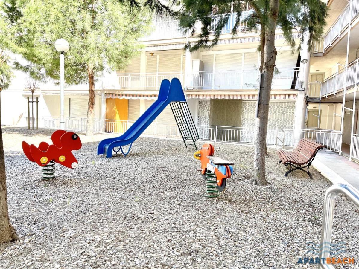 Apartbeach Sayonara 125 Climatizado Y Piscina * Salou