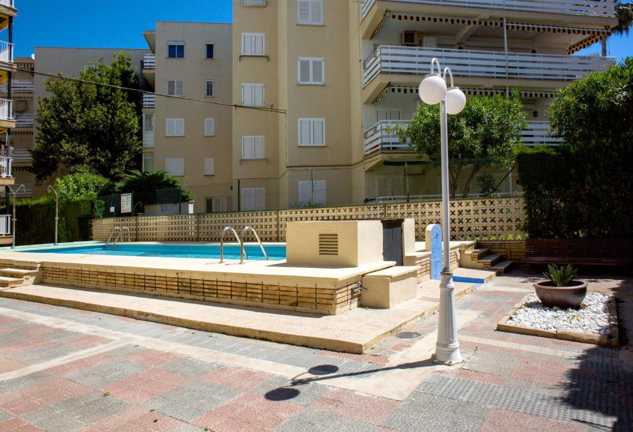 - Wifi Free - Piscina - 50 M Playa Appartement