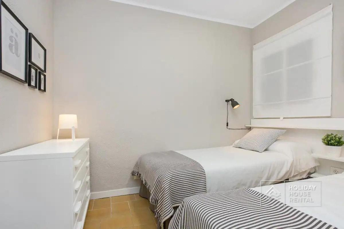 Cosy 3-bedroom For 6-8 People Just 50m From The Apartment *