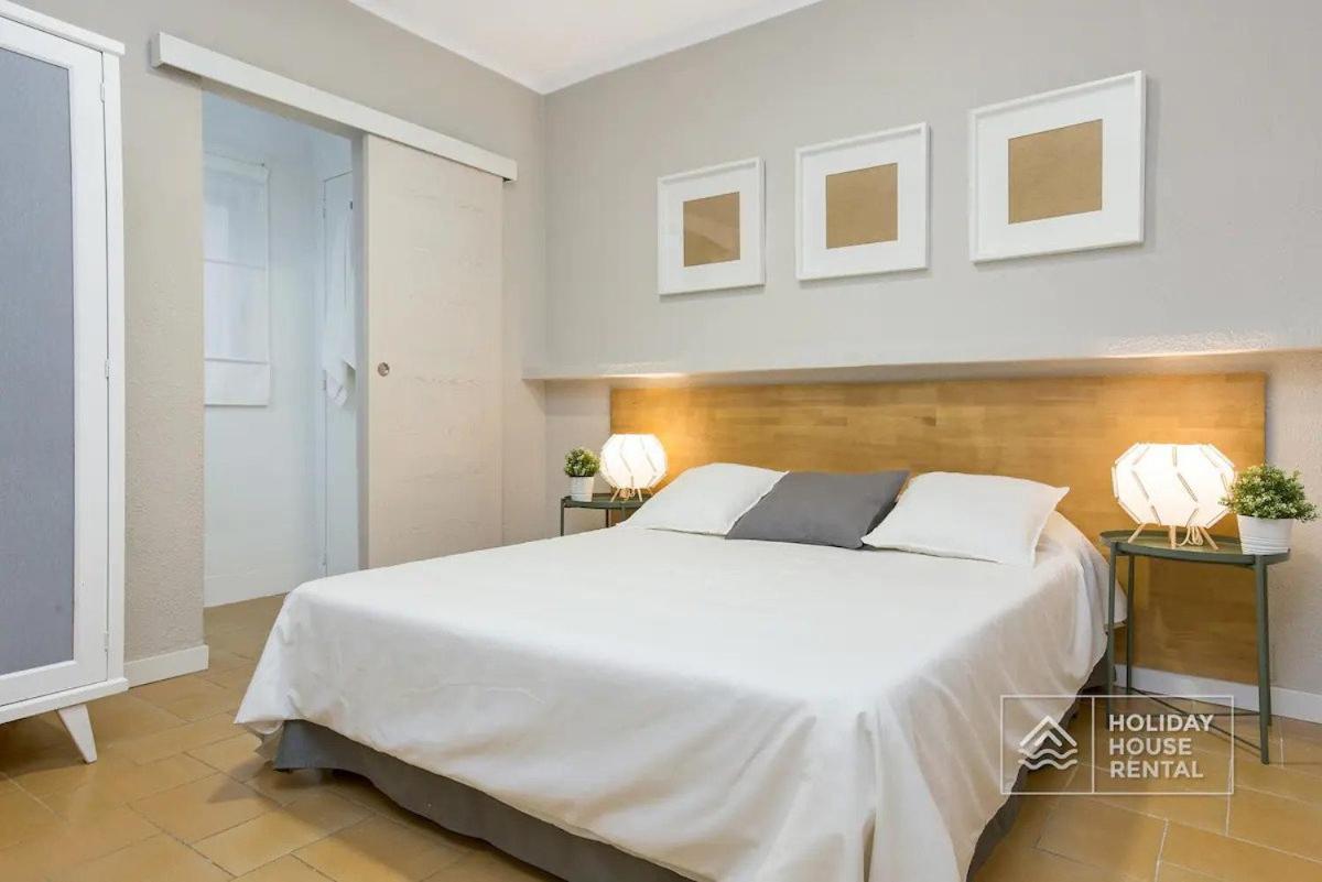 Cosy 3-bedroom For 6-8 People Just 50m From The *