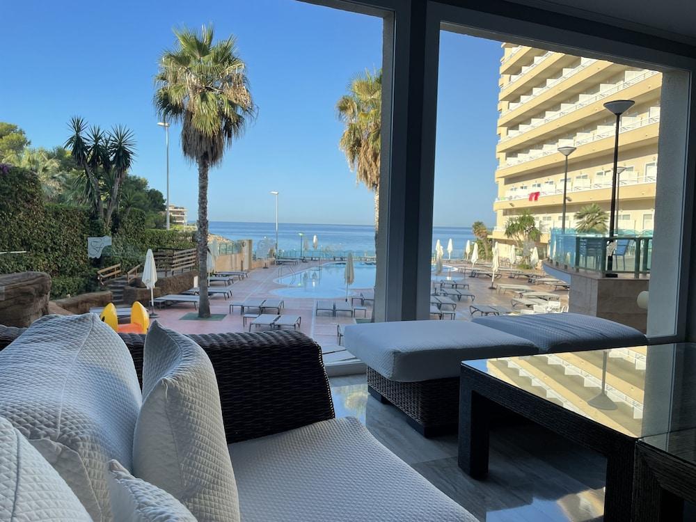 Hotel Cala Font 4*