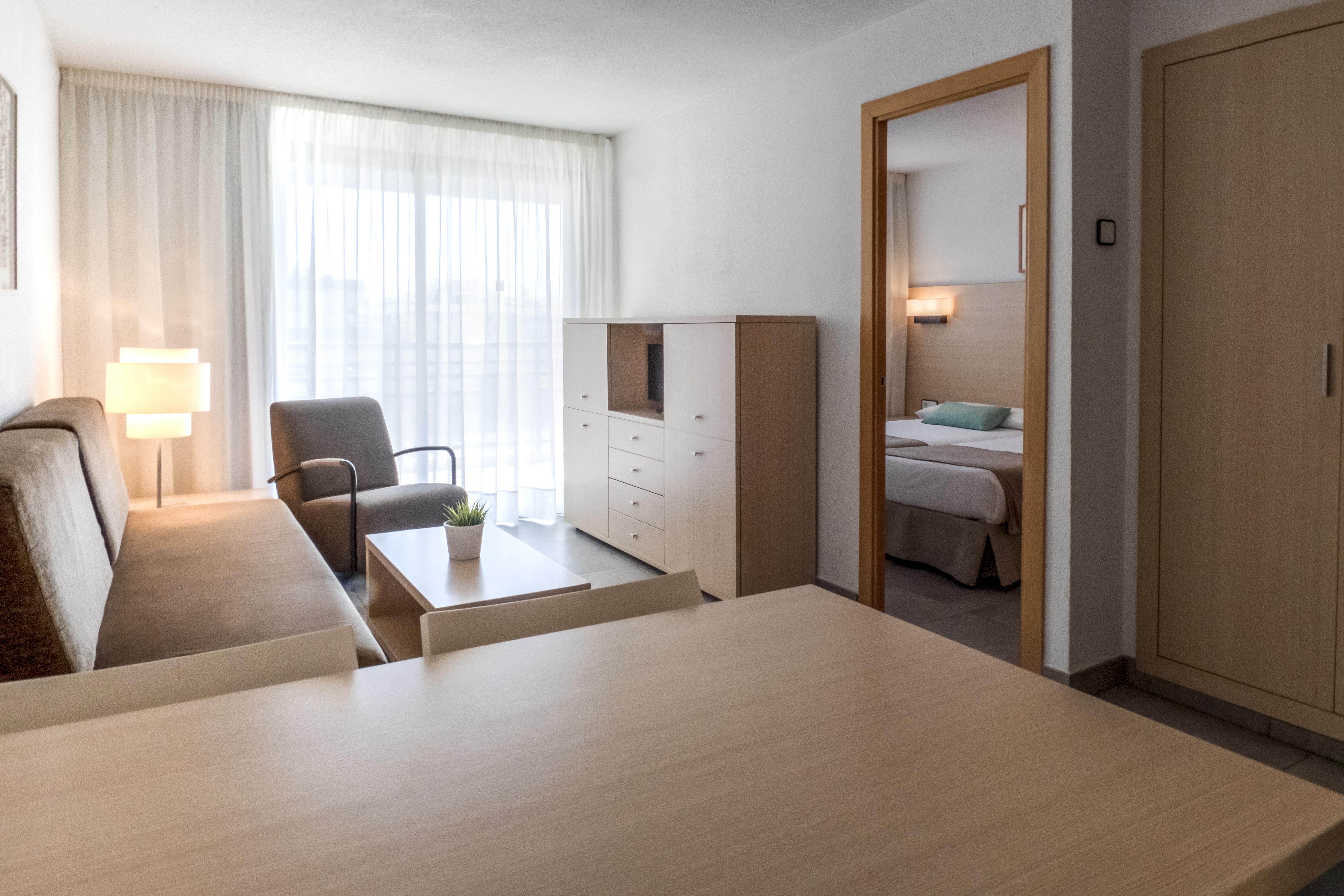 Cye Apartment