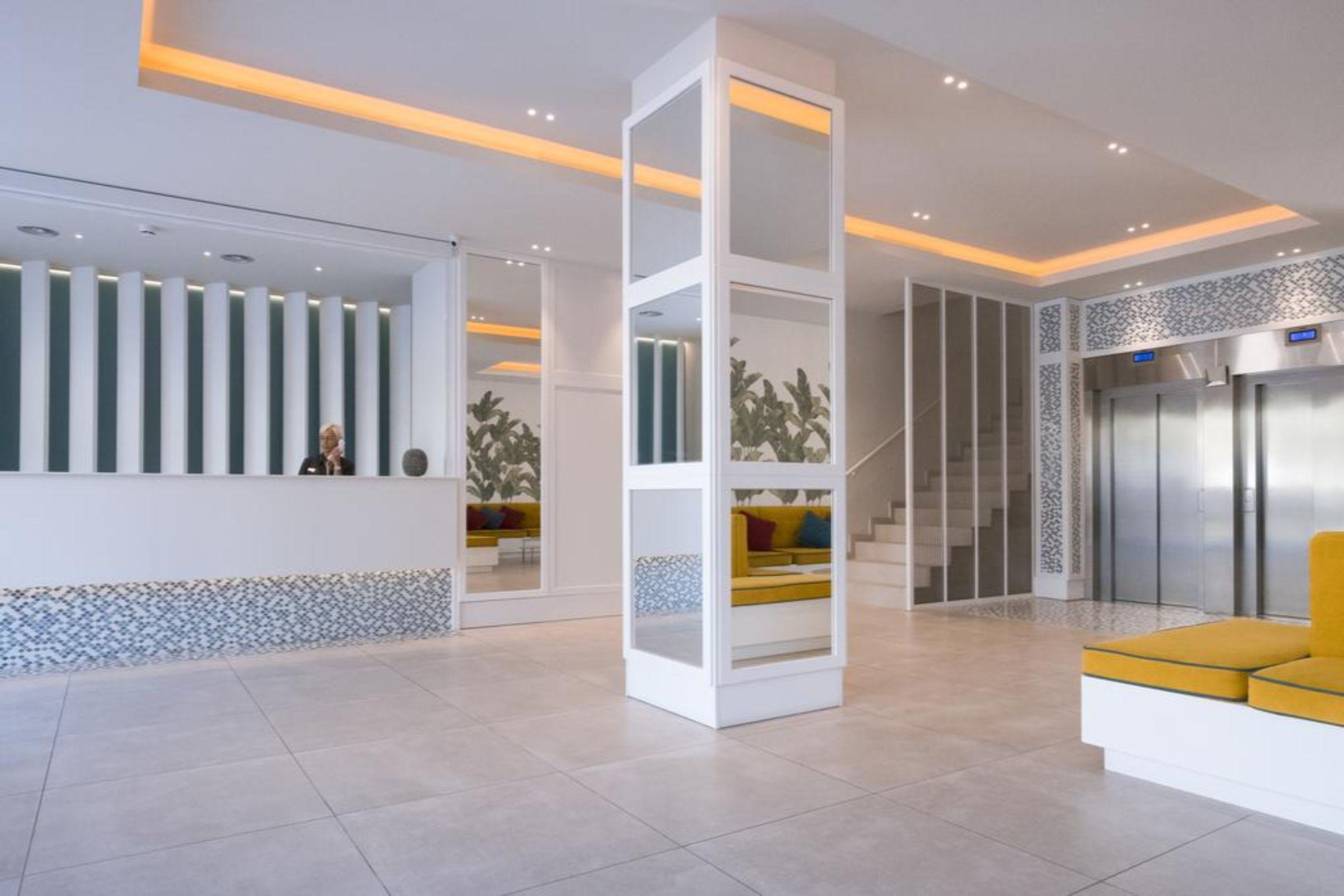 Cye Apartment *