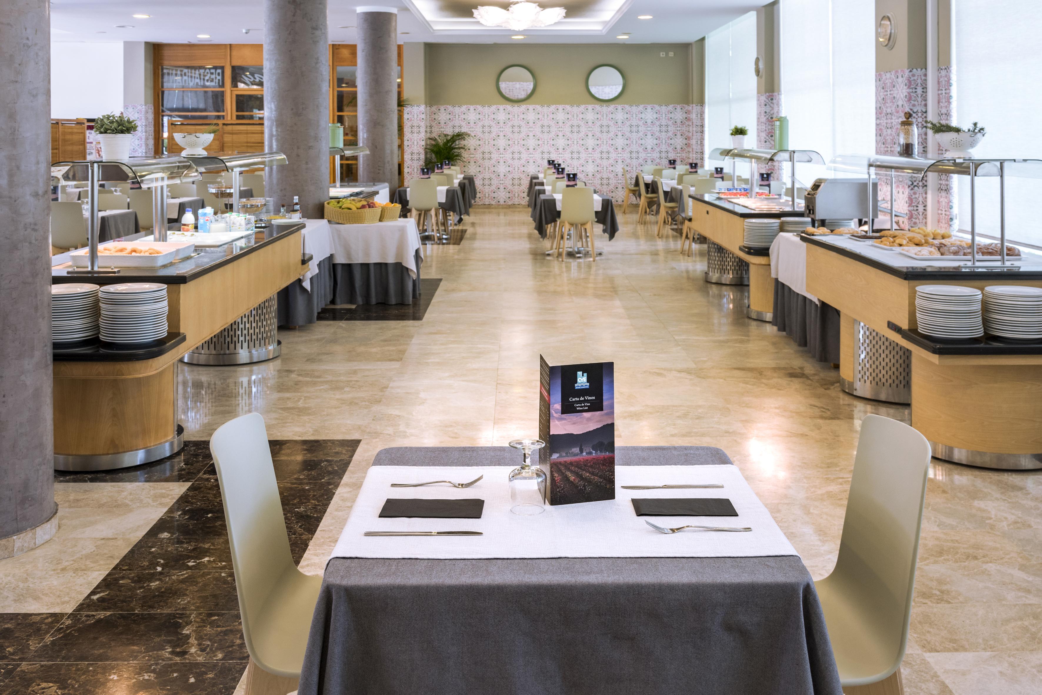 Cye Centre Apartahotel 3*