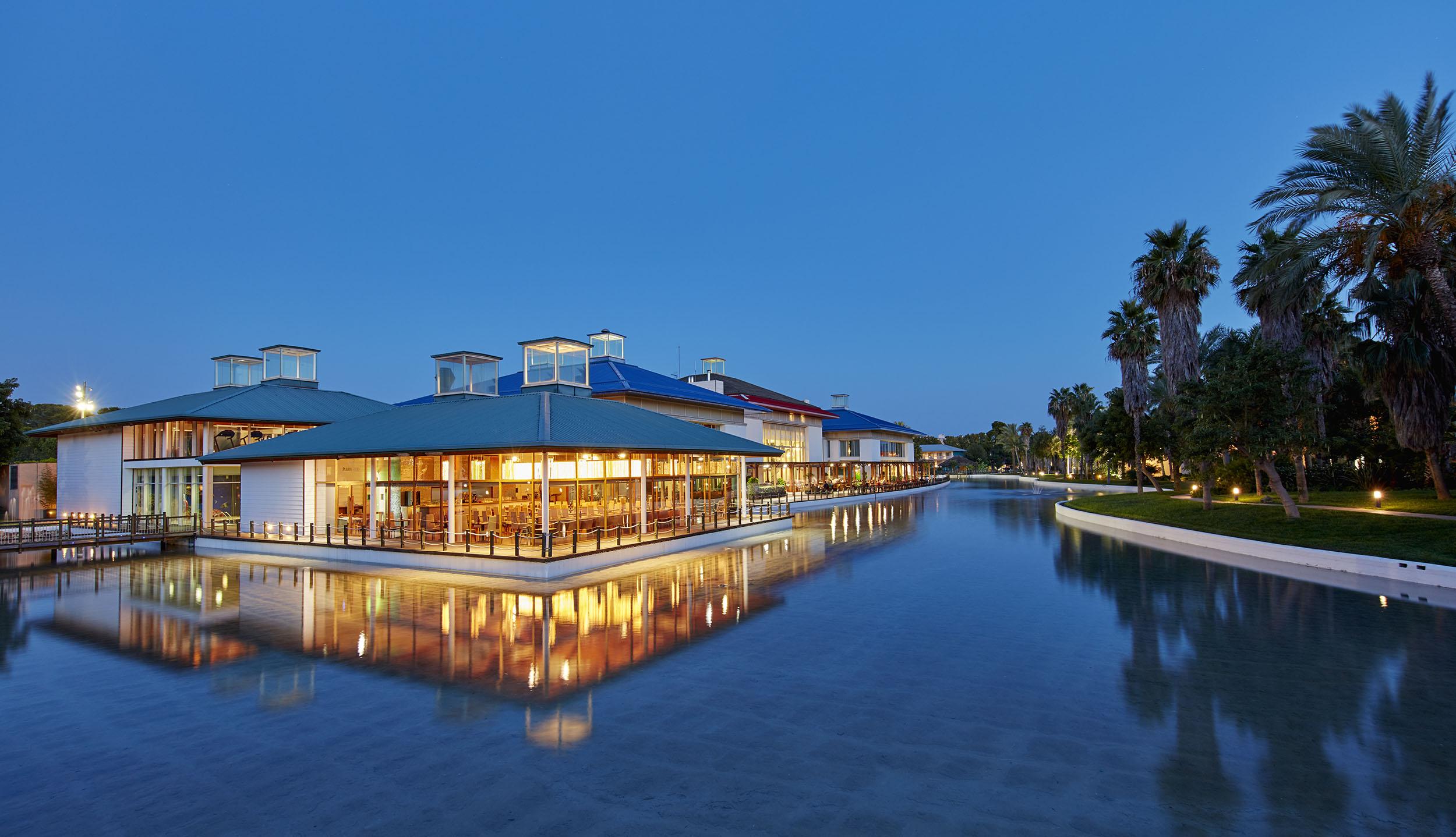 Portaventura Caribe - Includes Unlimited Access To Portaventura Park & 1 Access To Ferrari Land Hotel 4*