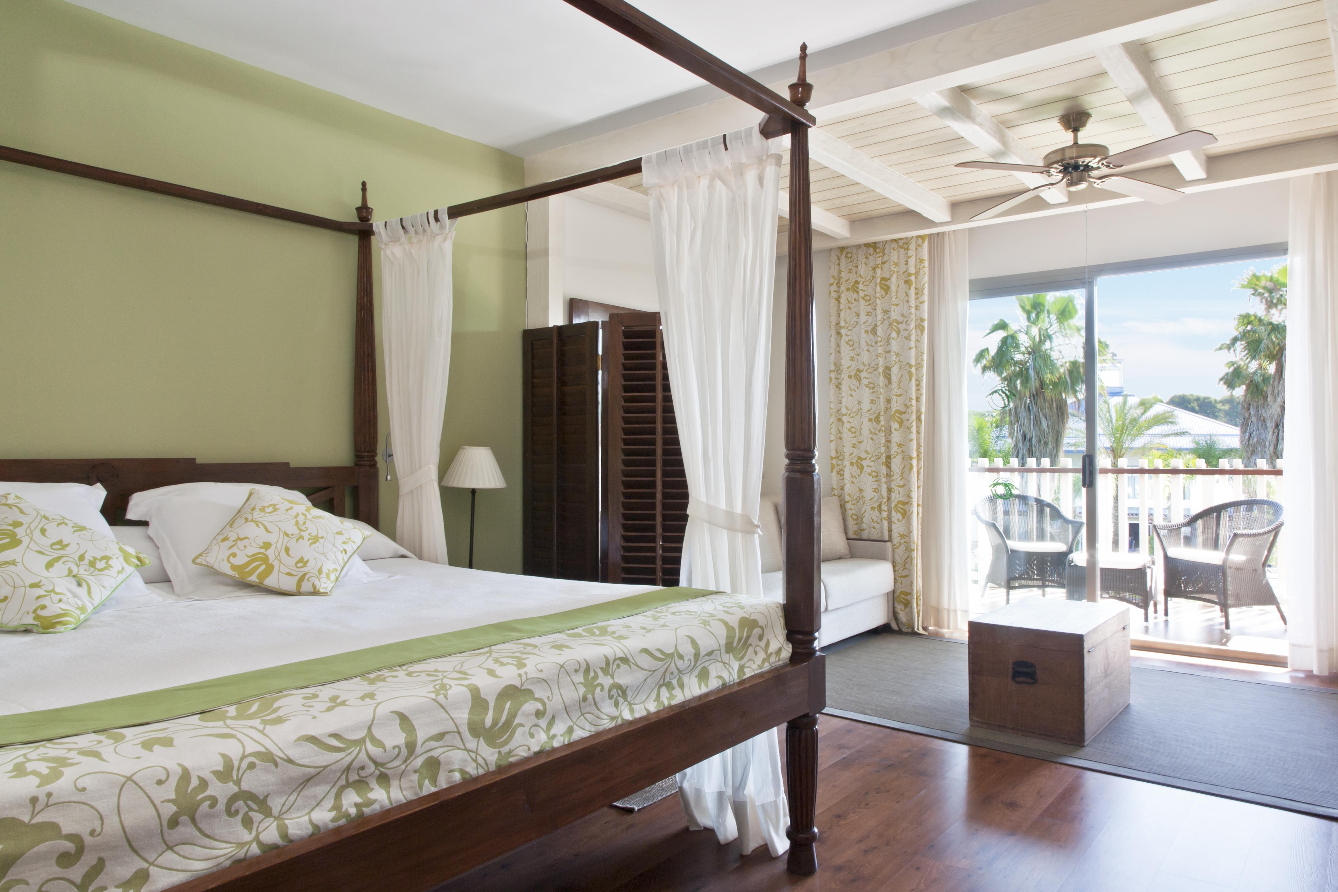 Hotel Portaventura Caribe - Includes Unlimited Access To Portaventura Park & 1 Access To Ferrari Land