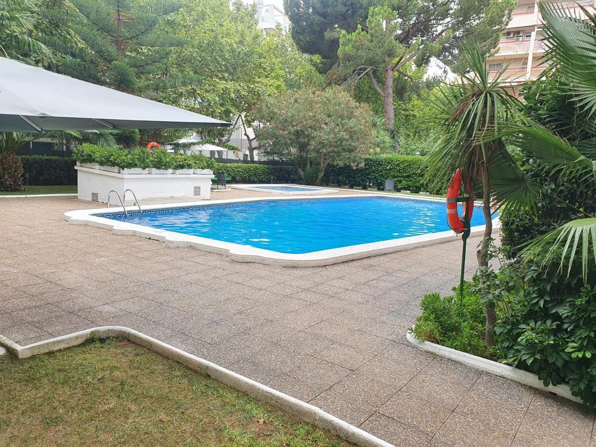 Centro ,piscina Wifi Gisamar Appartement *