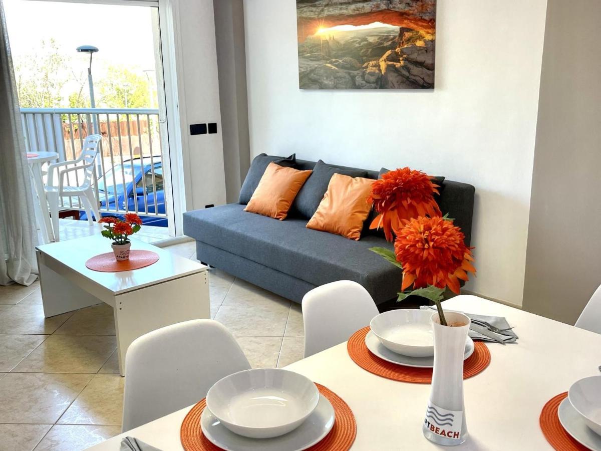 Apartbeach Fluromar Relax Y Climatizado *
