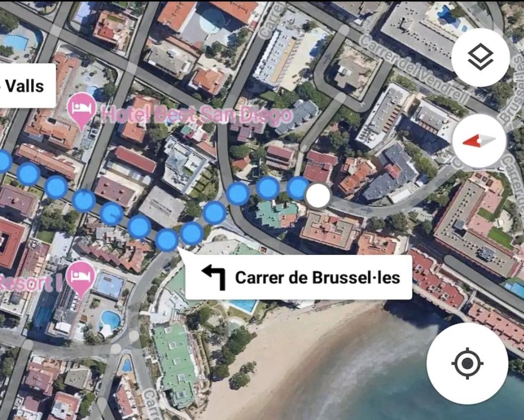 Apartamento Segunda Línea De La Playa Capellán