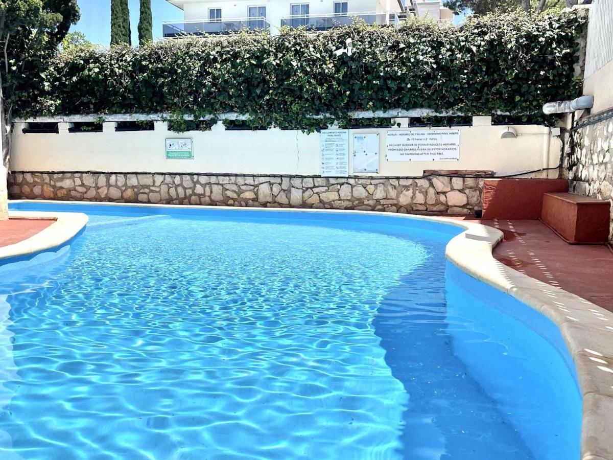 Apartbeach Vangohg Climatizado Y Vistas Piscina Salou