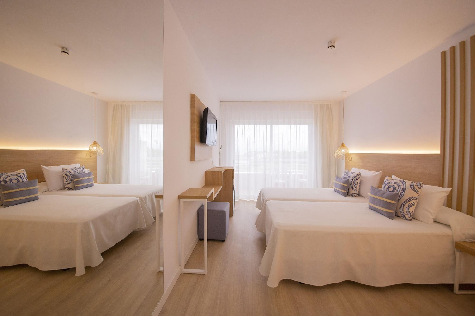 Hotel Cala Font