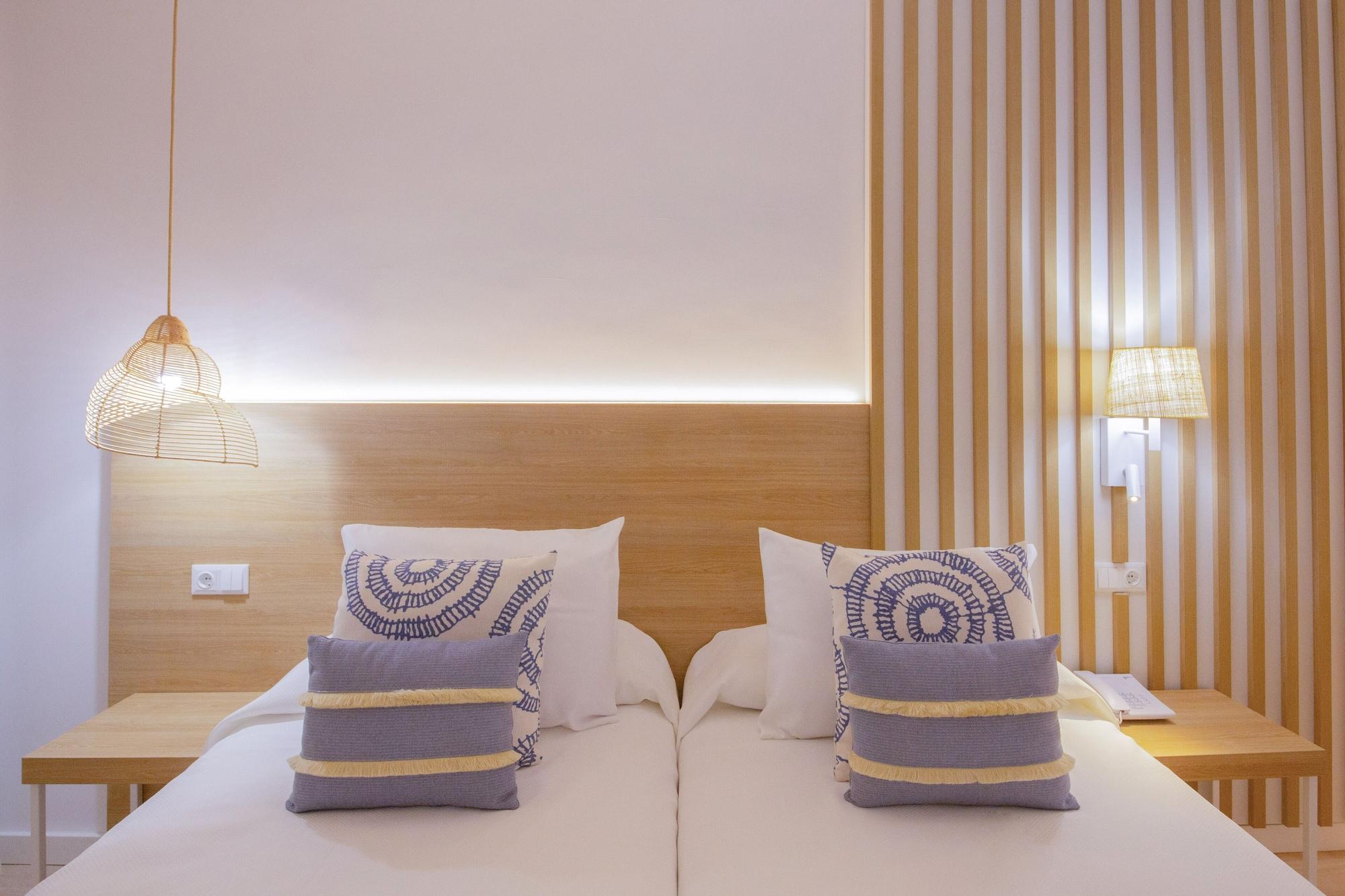 Cala Font Hotel 4*