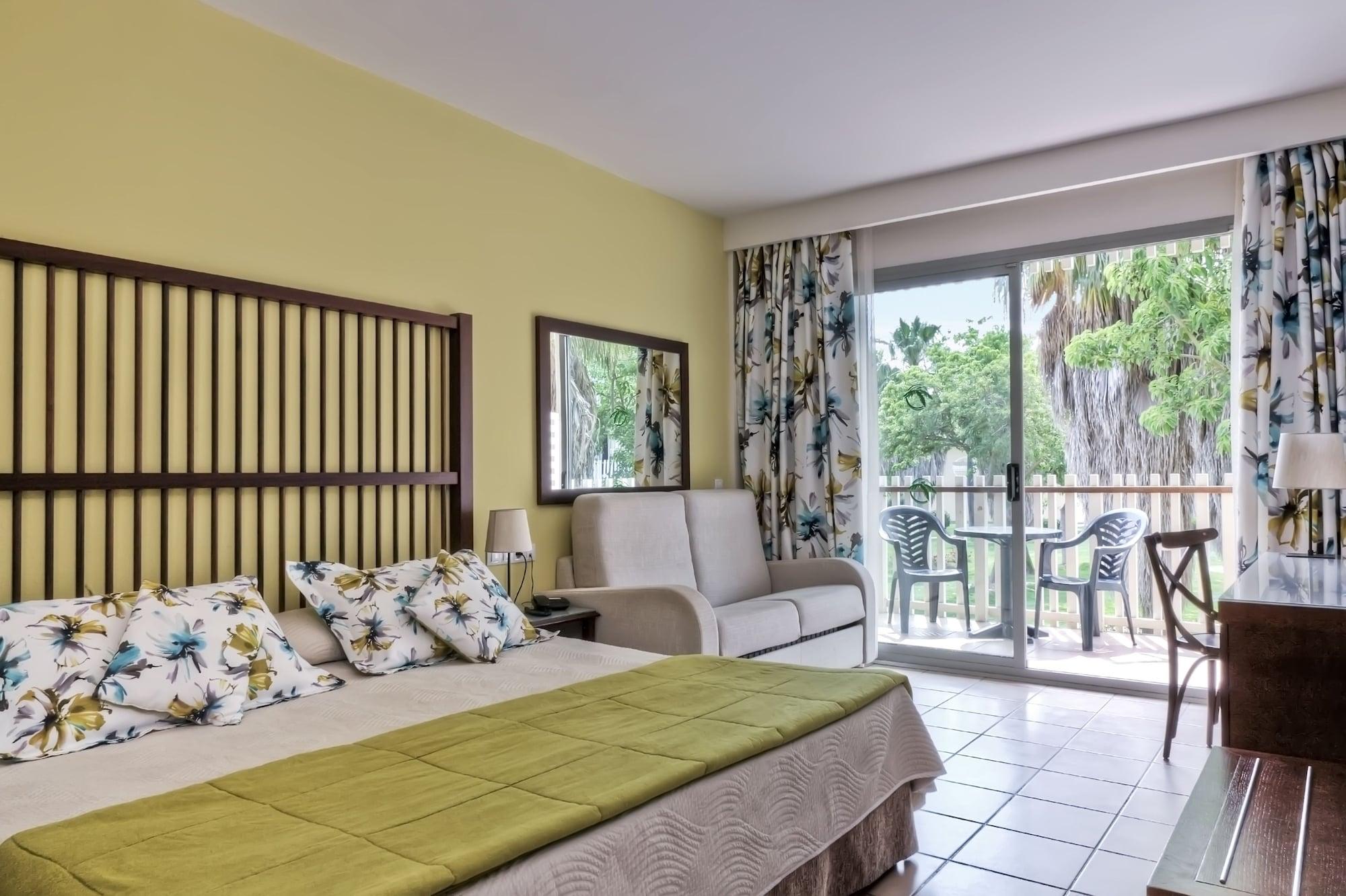 Hotel Portaventura Caribe - Includes Unlimited Access To Portaventura Park & 1 Access To Ferrari Land 4*